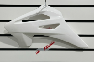 Пластик бака левый белый YZ300 Progasi PALMA